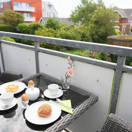 Kaept'n-christiansen-strasse 25, Whg.6 *